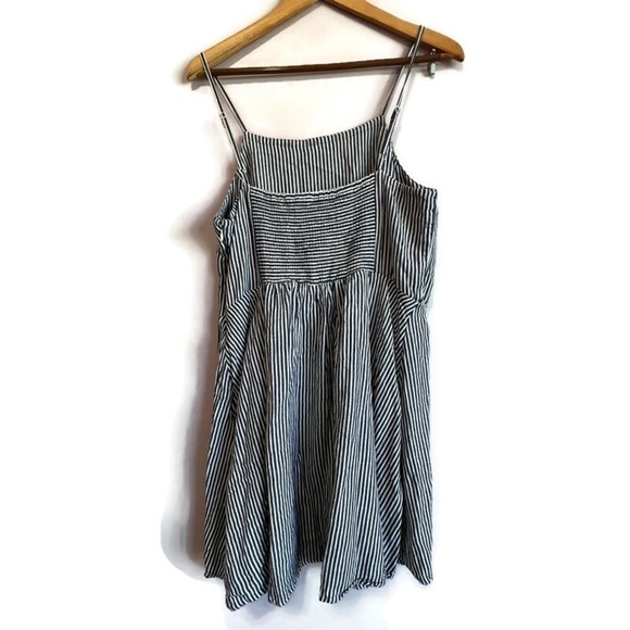 OLD NAVY Gray White Striped Linen Blend Embroidered Cami Dress Size Large - Picture 2 of 14